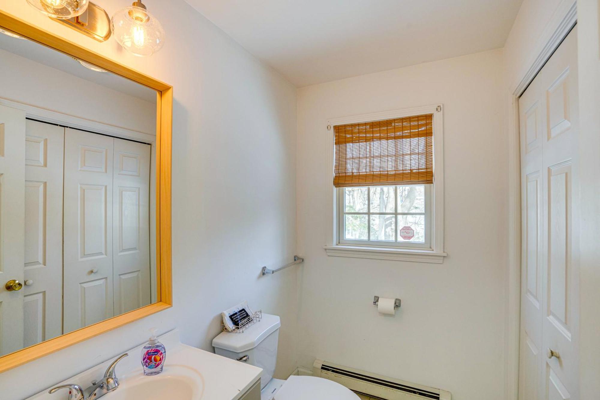 Private Guest House In Dtwn Lenox, Walk To Dining! Exterior foto
