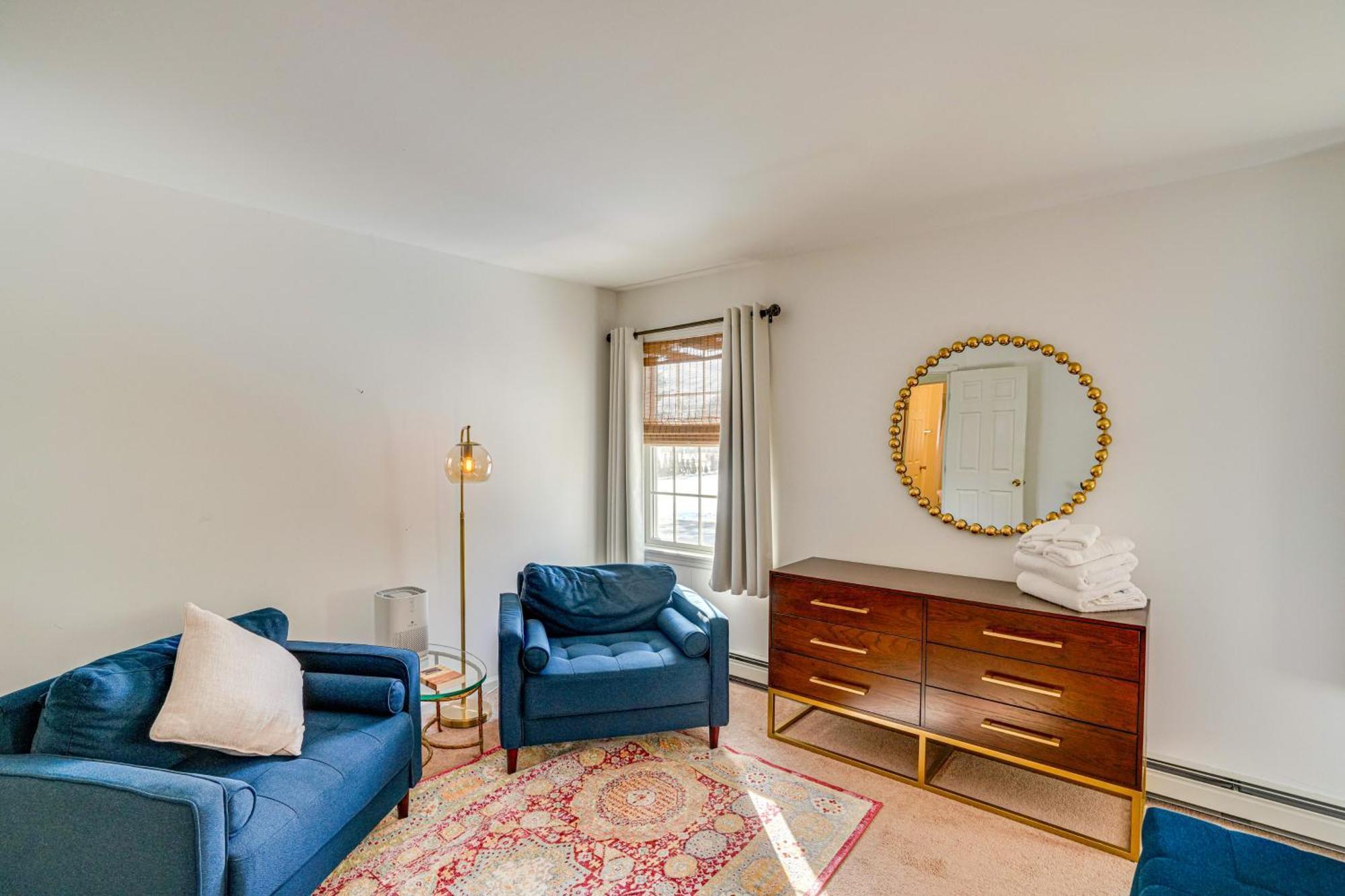 Private Guest House In Dtwn Lenox, Walk To Dining! Exterior foto