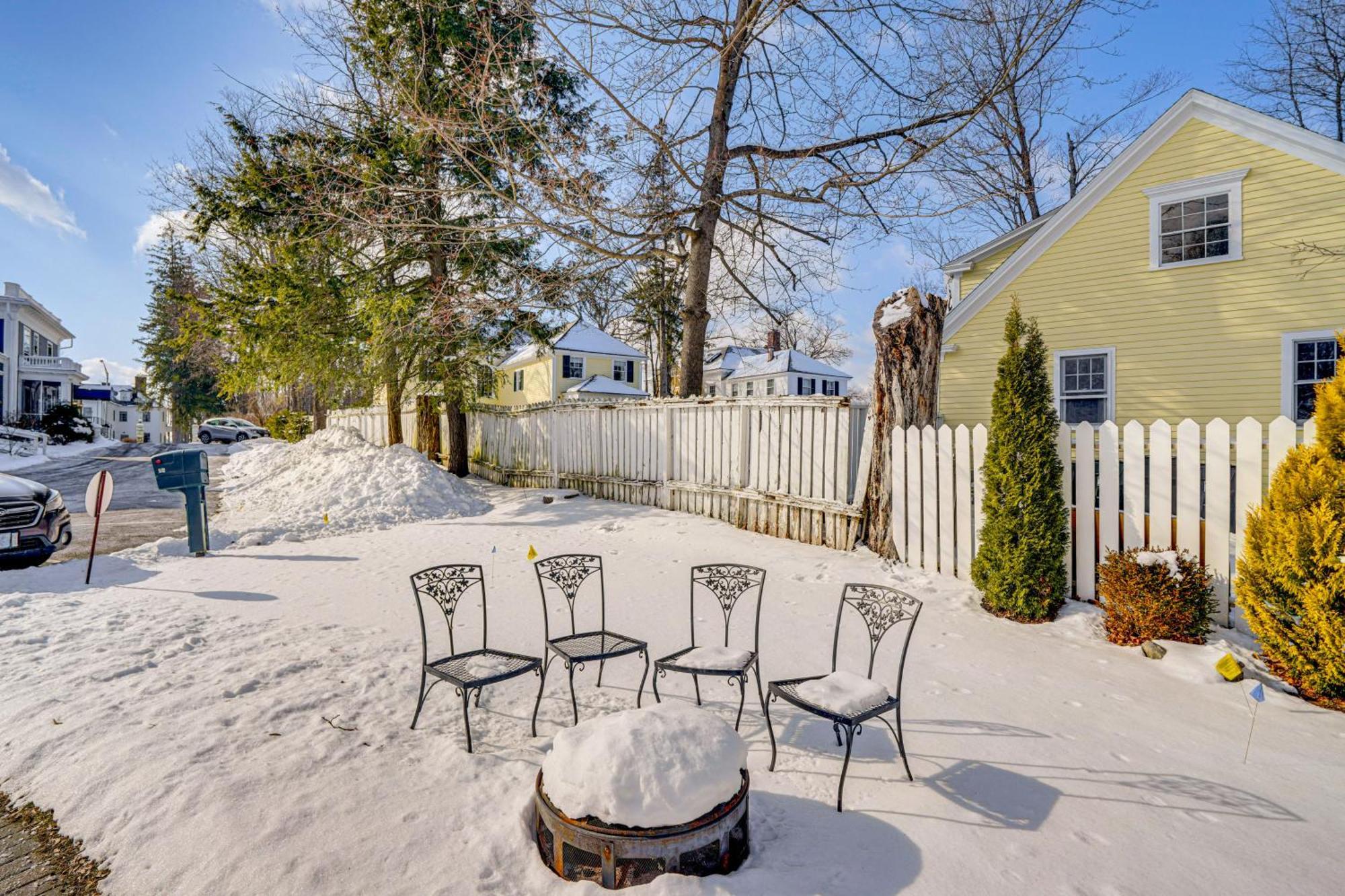 Private Guest House In Dtwn Lenox, Walk To Dining! Exterior foto
