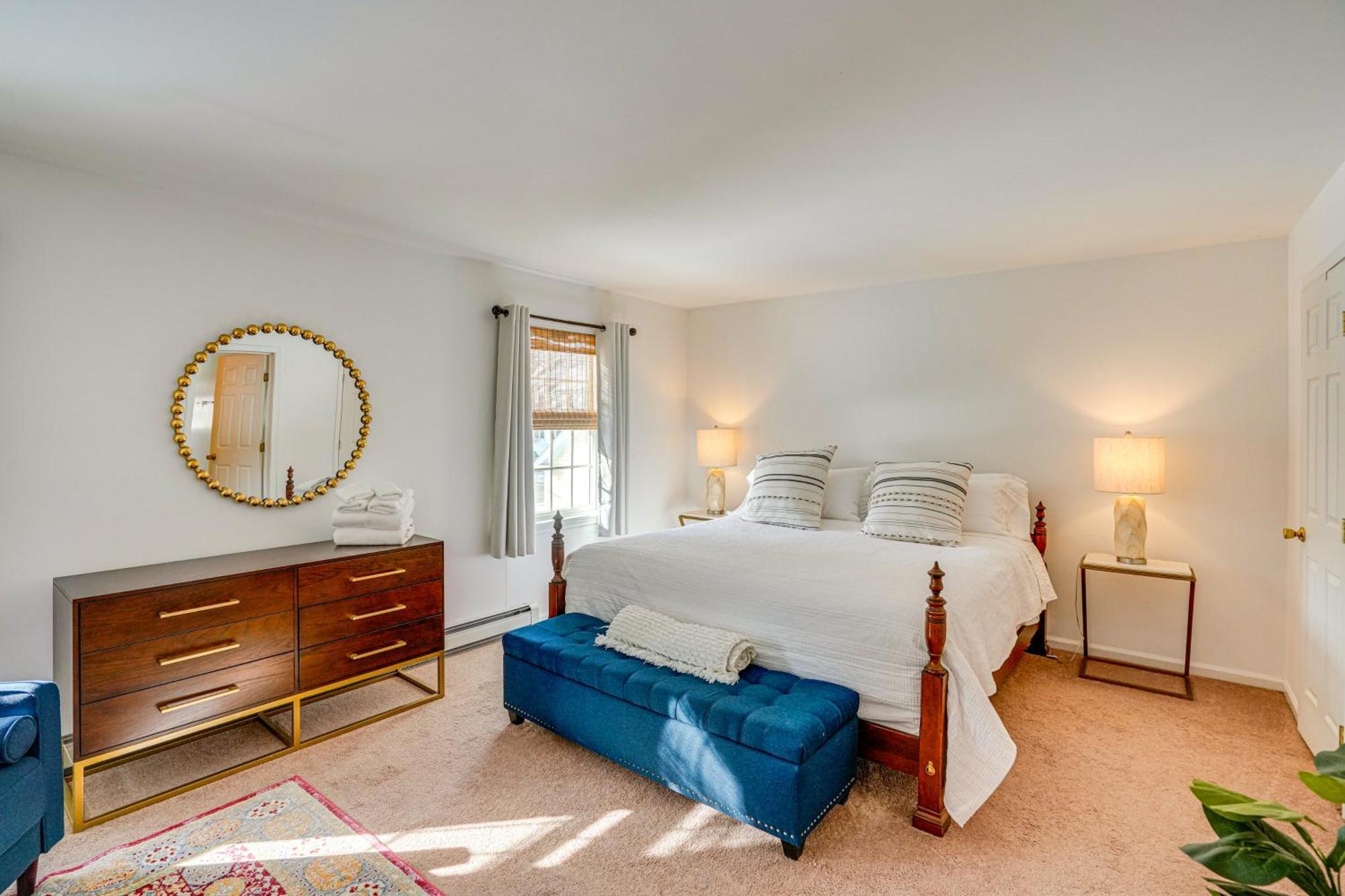 Private Guest House In Dtwn Lenox, Walk To Dining! Exterior foto